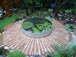 I have always loved pics of Pam's stock tank pond/mandala - but in person... SWOON!